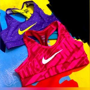 2 Nike pro sports bras